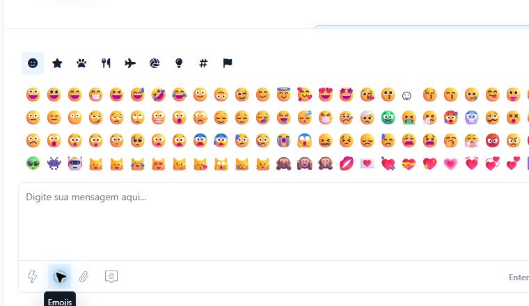 Selector de emojis abierto en el área de escritura del chat Tolv